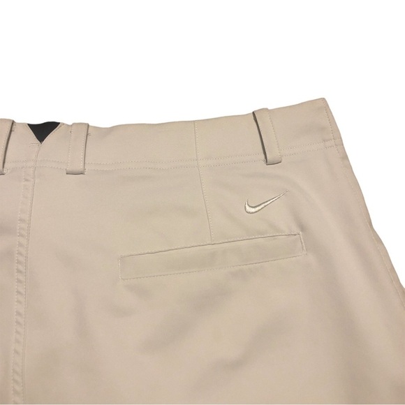 Nike Dri Fit Shorts Standard Fit Flat Front White Activewear Golfing Classic 34 - Picture 4 of 7